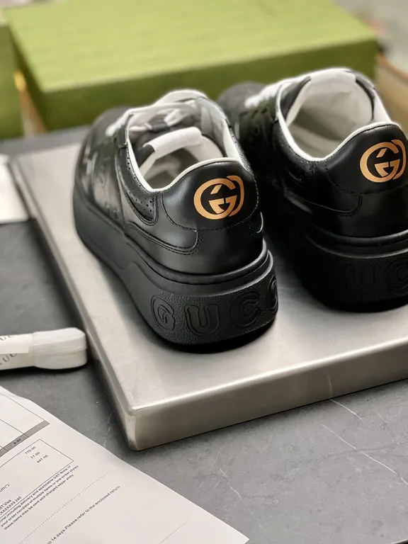 Gucci Shoe 